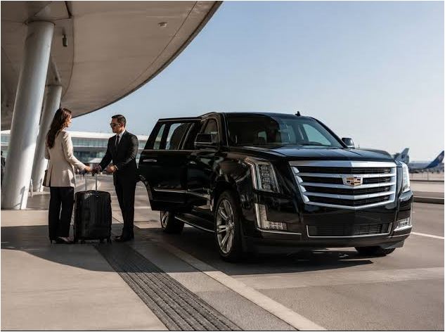  LAX Car Service | LAX Airport Car Service for Paramount Limo