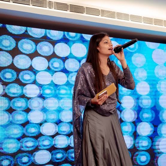  best female anchor in mumbai