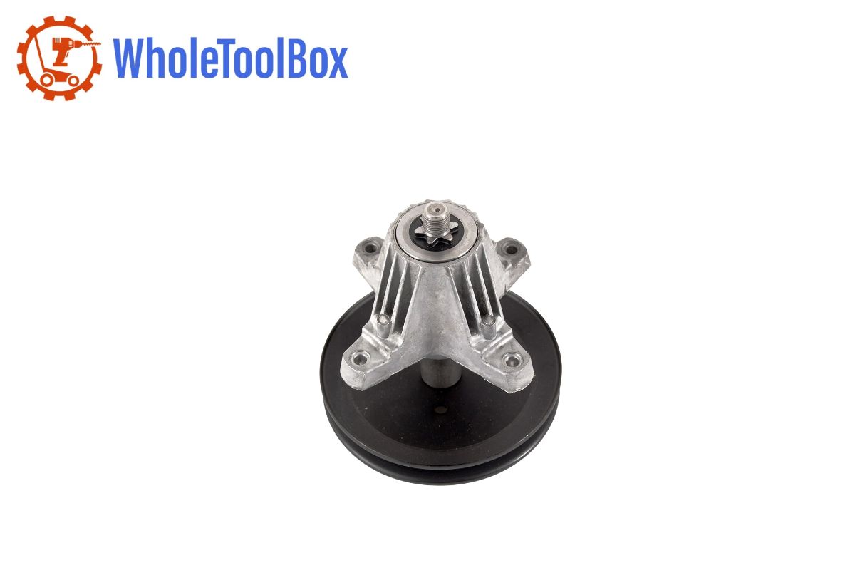  MTD 918-06989 6.74" DIA Spindle Assembly