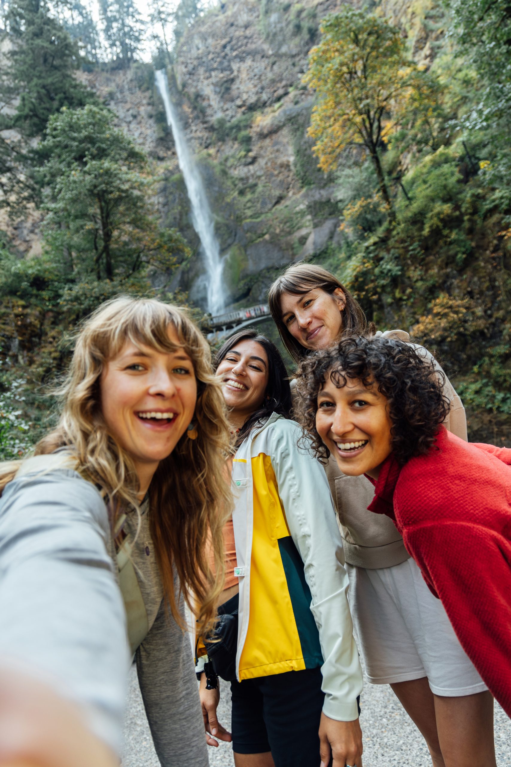  Tour Guide Multnomah Falls