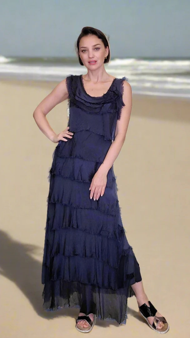  Choose Italian Linen Outfits for Leisurely Vacations for Easy Travel Style