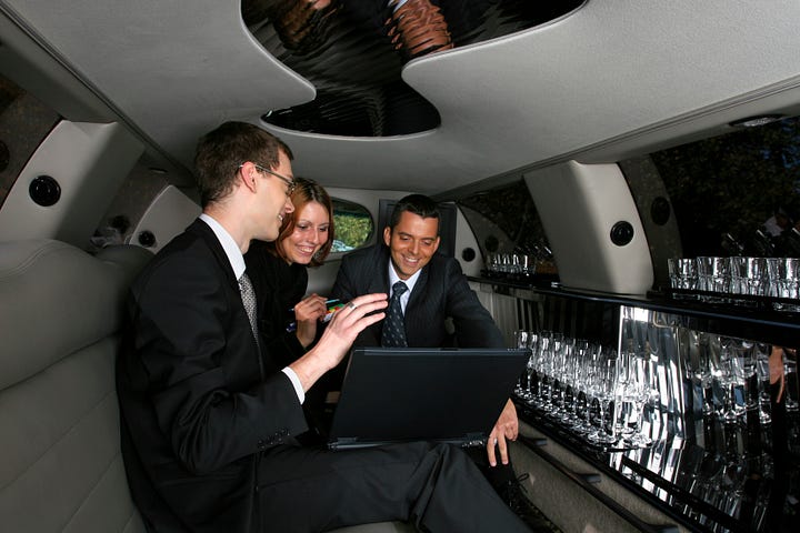 Executive Travel Made Easy Today Corporate Limo Service in Denver