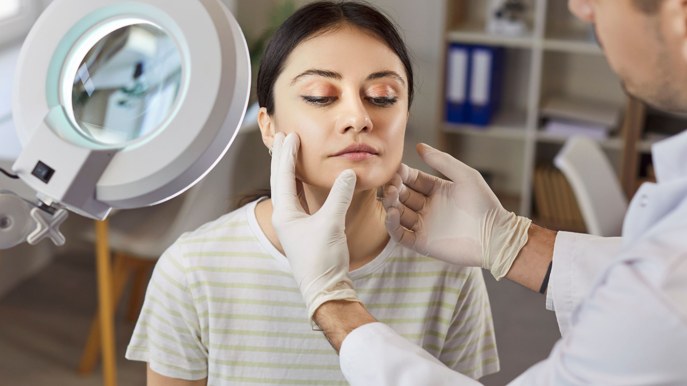  Transform Your Profile with the Best Full Face Sculpting Surgeon in Delhi