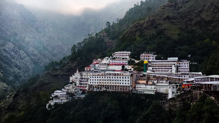  Explore Mata Vaishno Devi with India Temple Tour