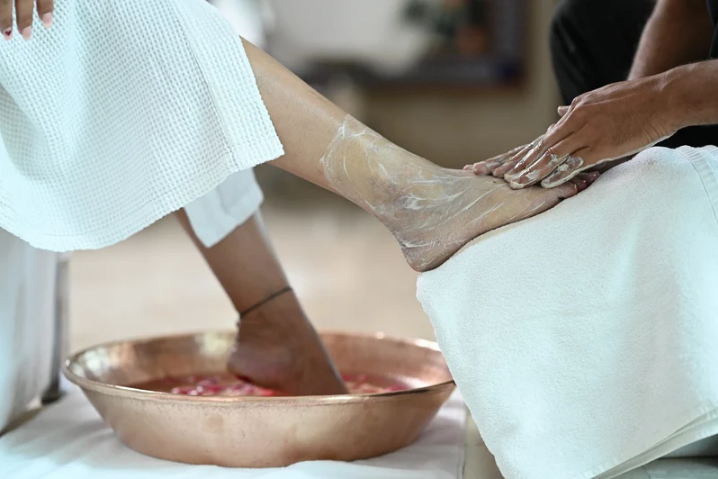  Luxury Ayurvedic Skincare in India | Spiceology