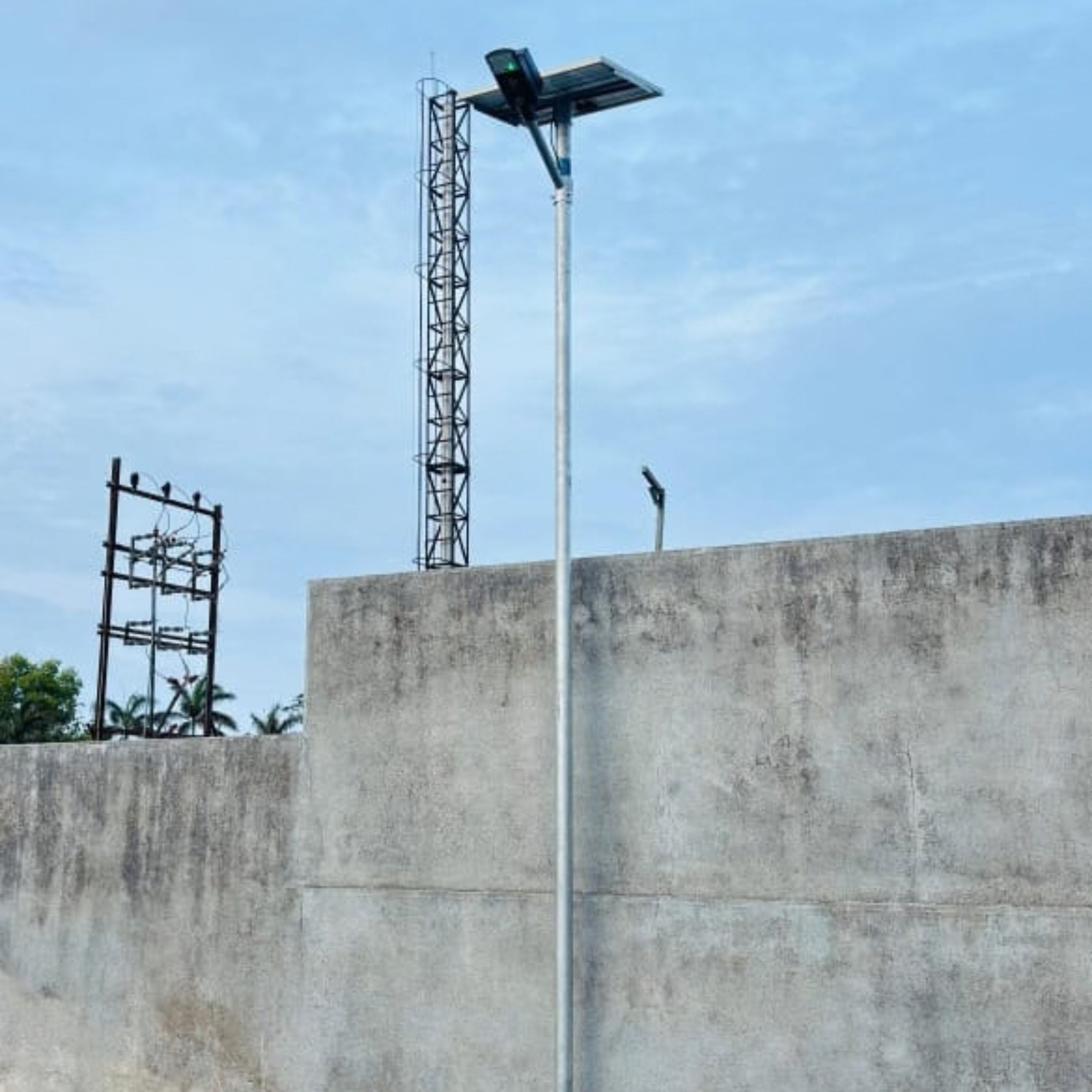  Solar Street Lights for Industrial & Commercial Projects in Pune