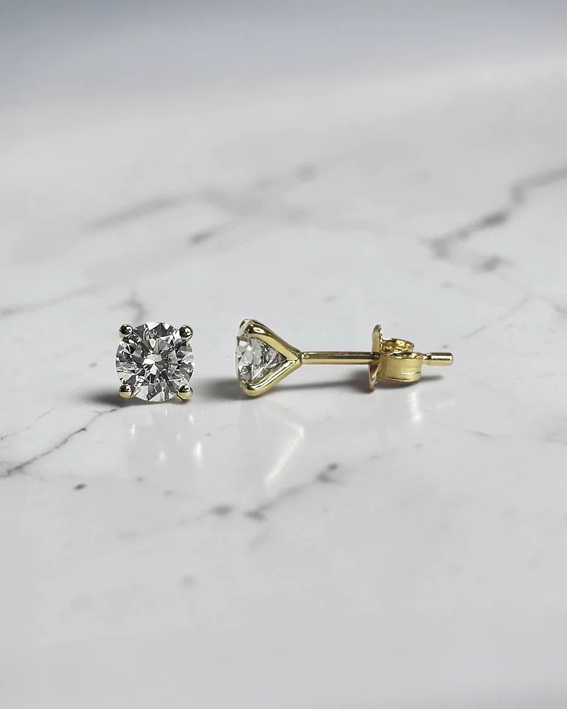  1ct Diamond Stud Earrings with Exceptional Brilliance