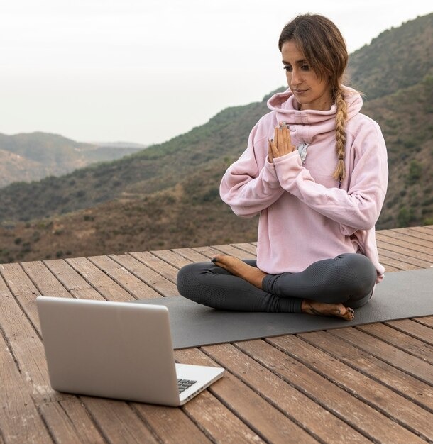  Online Buddhist Retreat Europe: Discover Mindfulness And Spiritual Learning