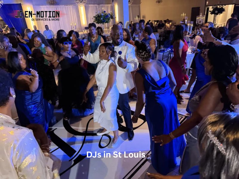  Book DJs in St Louis for Parties and Celebrations