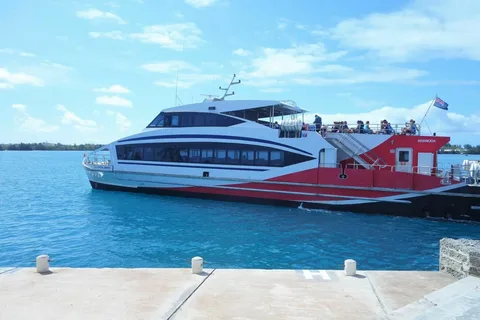  Discover Bermuda’s Beauty with a Signature Sightseeing Tour