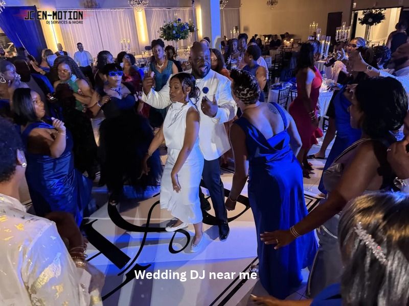  Find a Wedding DJ Near Me in St Louis for Your Big Day