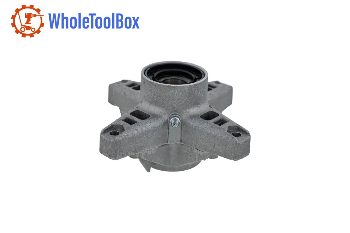  Cub Cadet 918-04217 Lawn Tractors Spindle Assembly