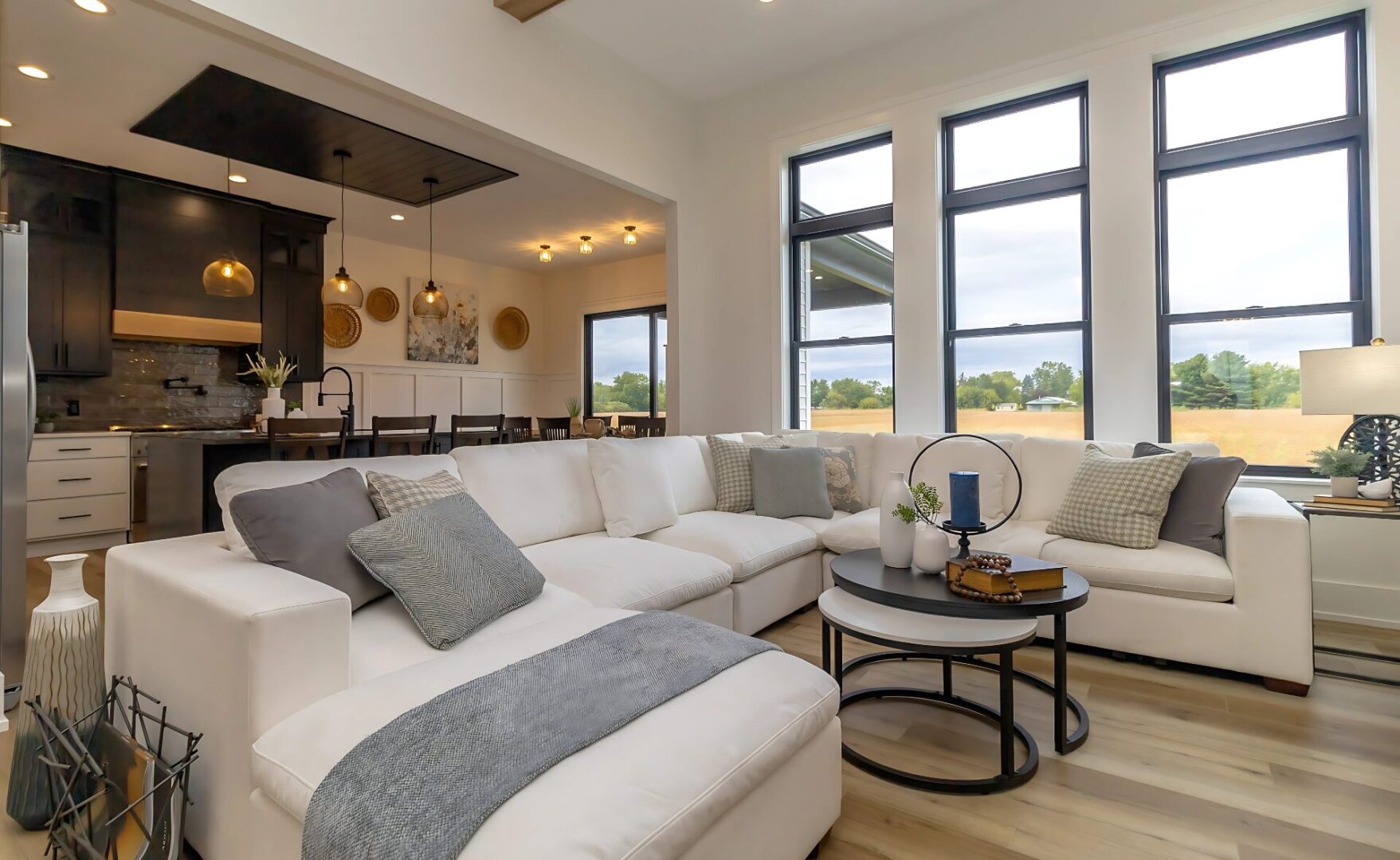  Professional Model Home Staging in Toledo, Ohio to Create Inviting Interiors and Attract Potential Homebuyers