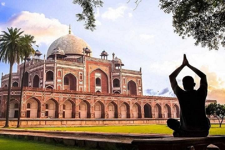  Budget friendly Delhi city tour by Bus services online
