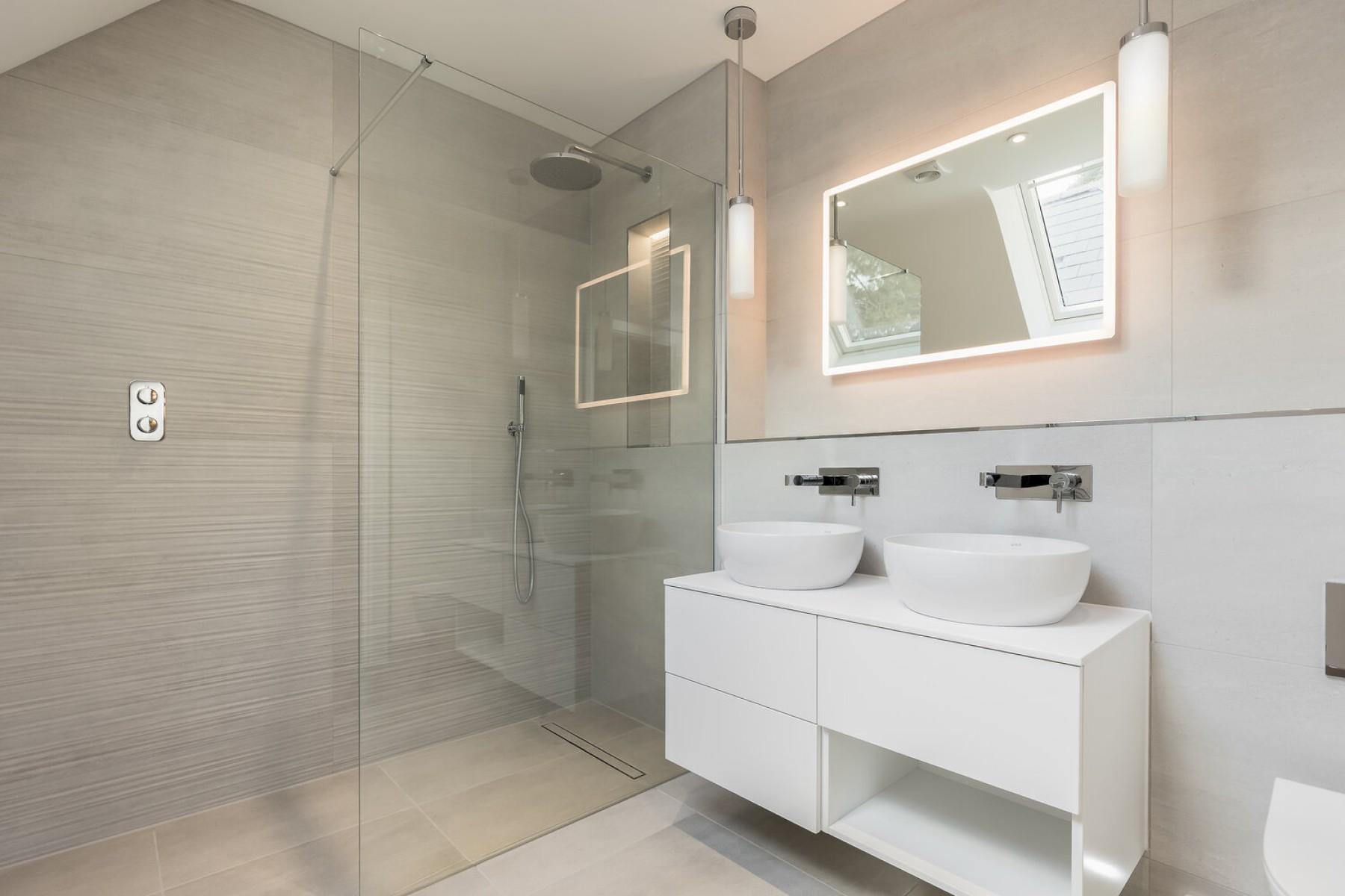  Best No Grout Shower Walls for Easy Cleaning and Long-Lasting Style