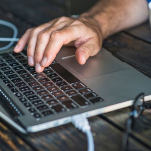  Tarif réparation ordinateur à Montréal | Math Réparation