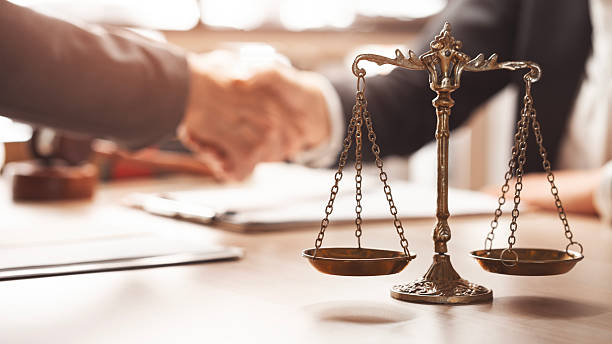  Contract Lawyer – Smith Dollar