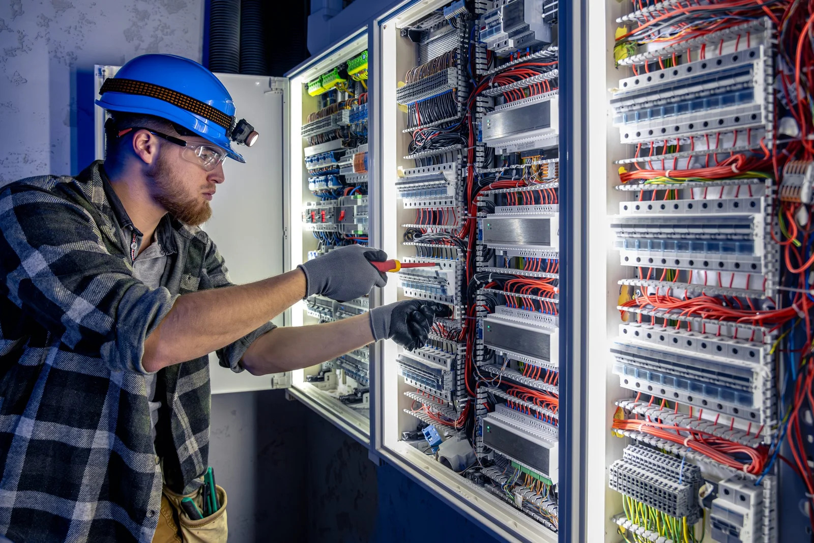  Electrical Engineering Services in Ahmedabad for Projects