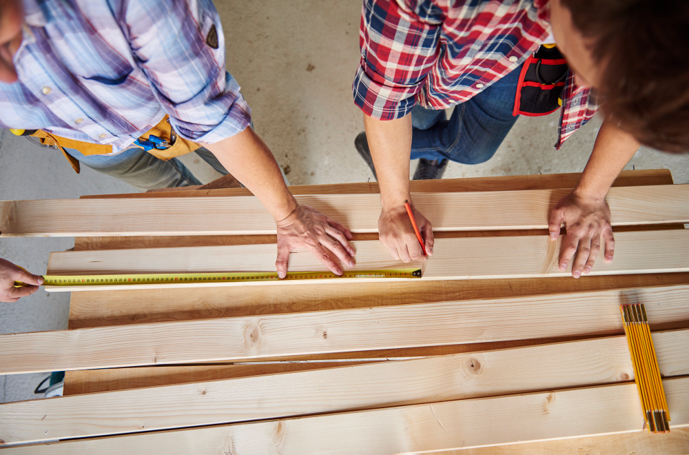  Upgrade Your Backyard With a Professional Deck Contractor