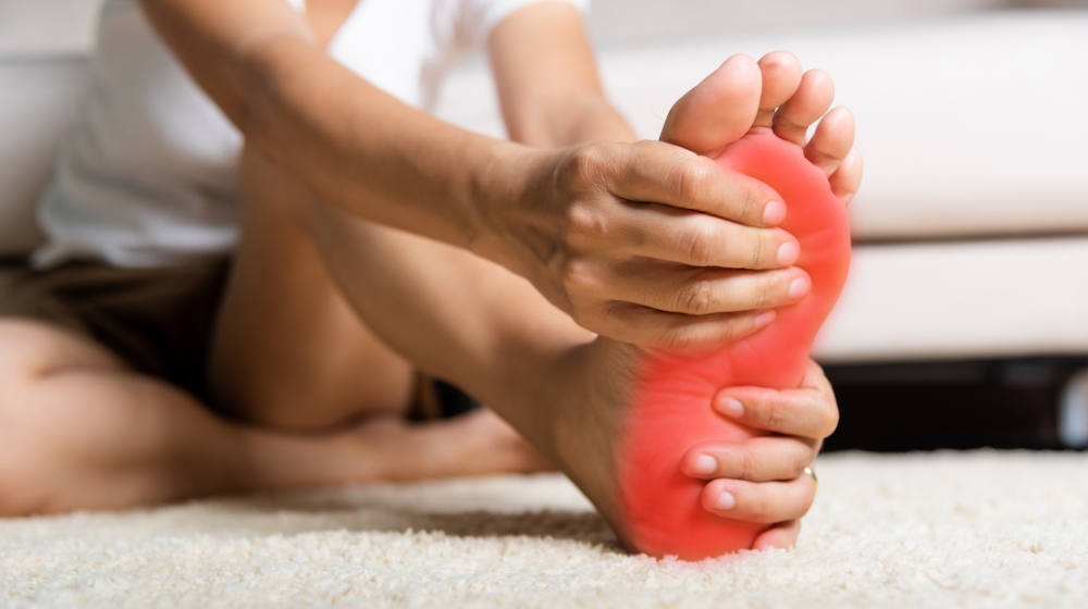  Burning Feet at Night: Causes, Symptoms and Relief Tips