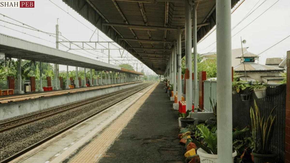  Railway Platform Shed Manufacturer in Indore for Customized Steel Structure Solutions