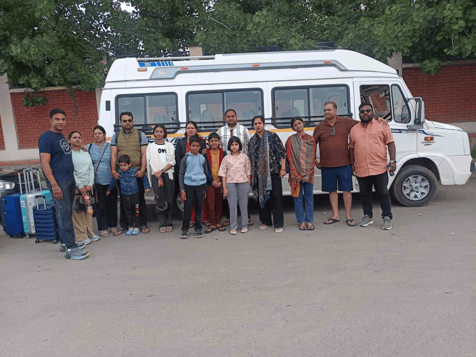  How to Choose the Best Local Tour Operator in Kashmir